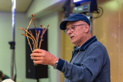 Reinhards Jong mit dem Kirschzweig